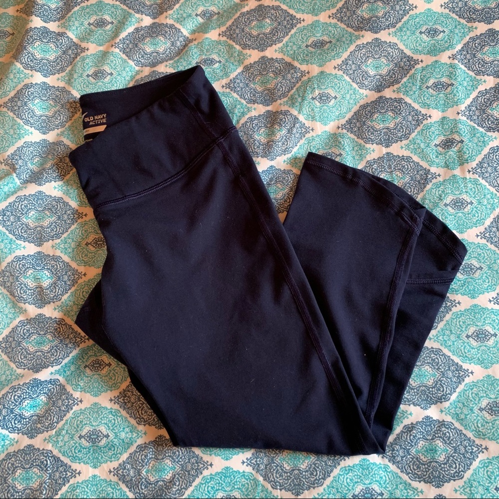 Old Navy cropped leggings size small